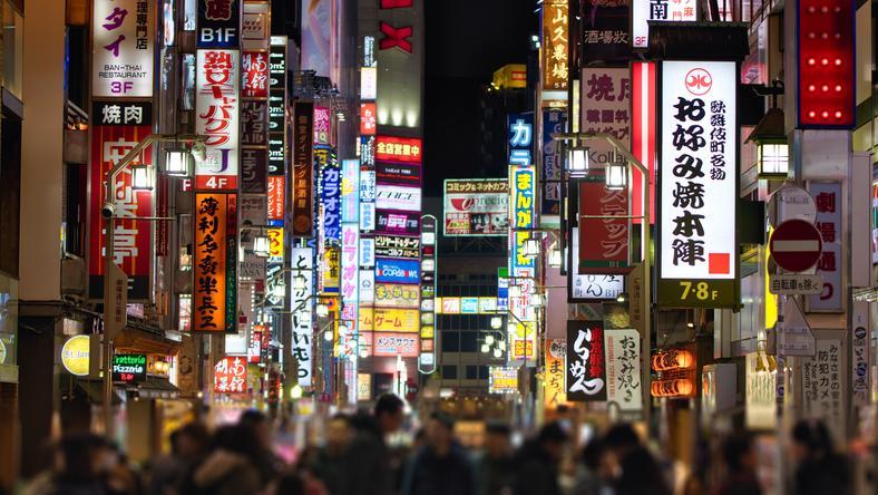 在琉球教书十年,发现当地人对几个敏感问题非常谨慎